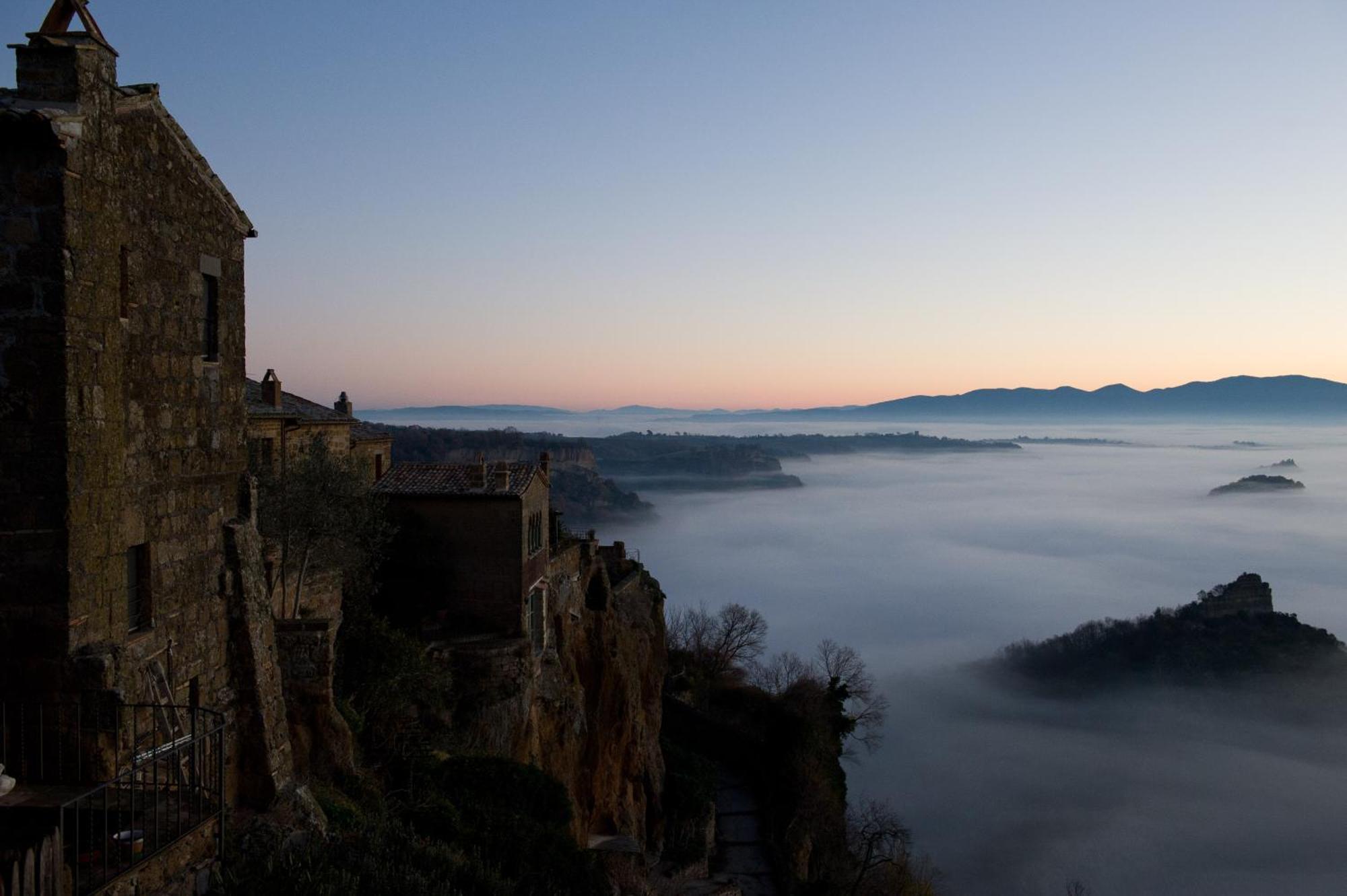 Palazzo Contino Bagnoregio Exterior foto